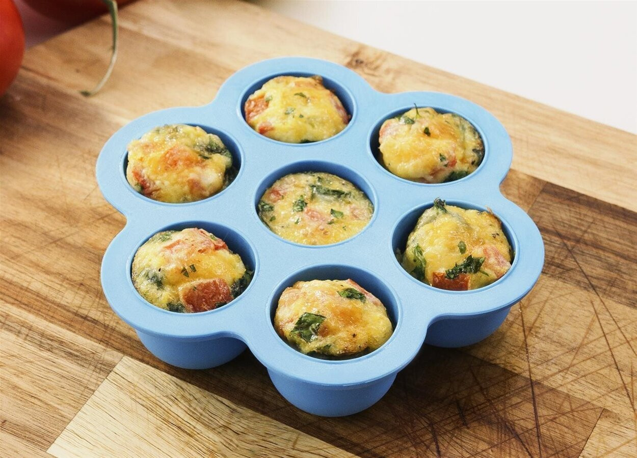 Formă pentru ouă și brioșe cu capac